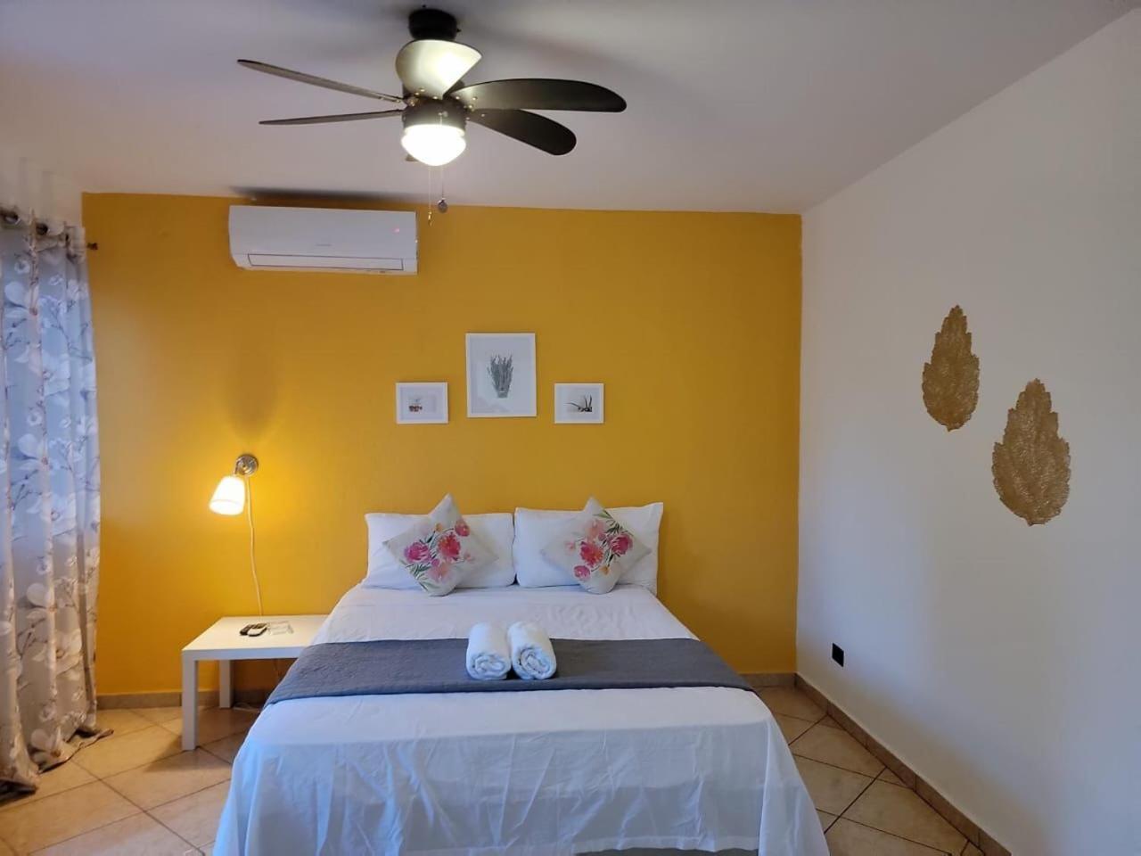 Hotel Sea Breeze Sosúa Kültér fotó